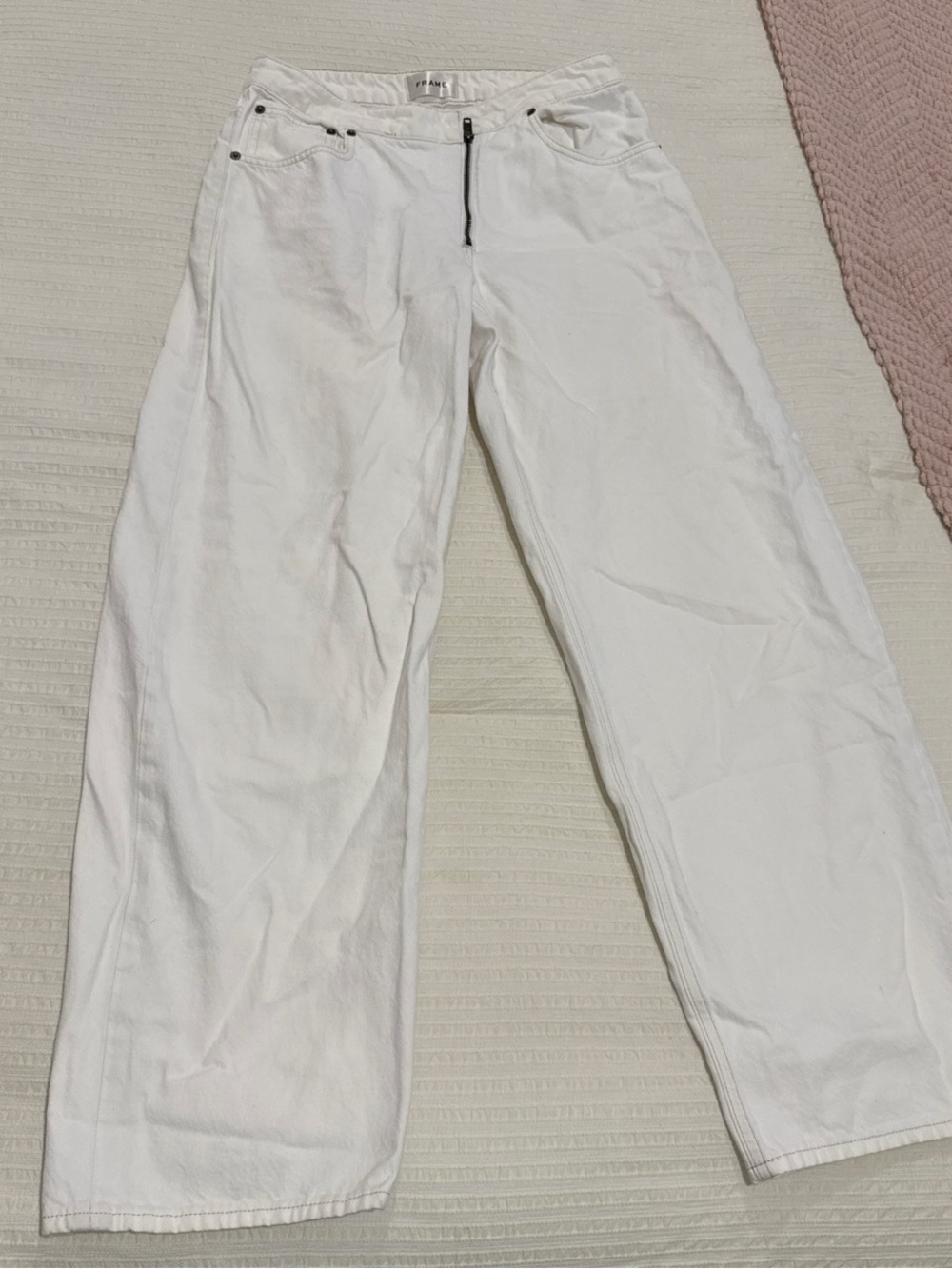 Frame Denim White Wide-Leg Barrel Jeans